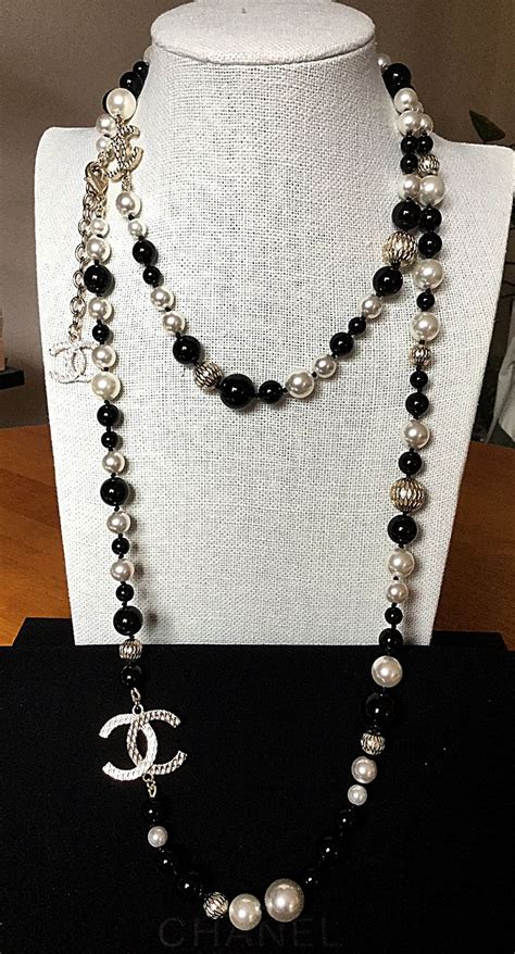 chanel fashion jewellery|chanel black and white necklace.